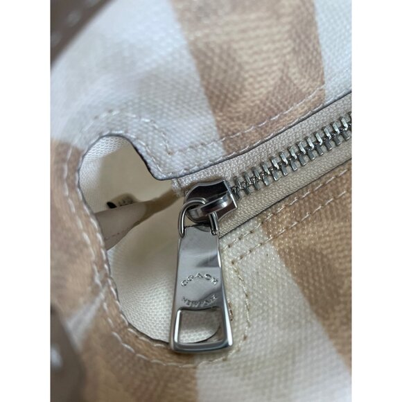 Coach sig city womans large beige striped canvas leather tote bag NWT SKU 9120 - Picture 16 of 16